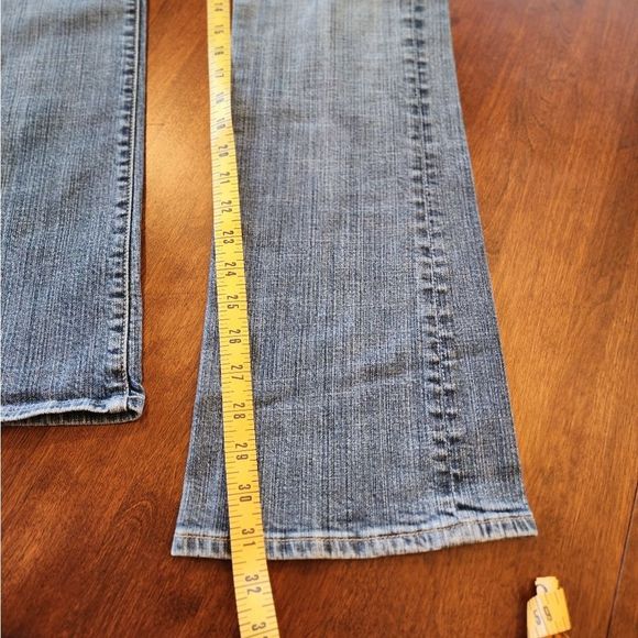Anthropologie x Kut from the Kloth flare leg jeans size 6 - Picture 8 of 8